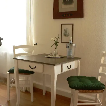 Gaestehaus Cheval Blanc *