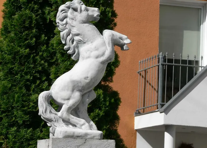 Gaestehaus Cheval Blanc Séjour chez l'habitant *